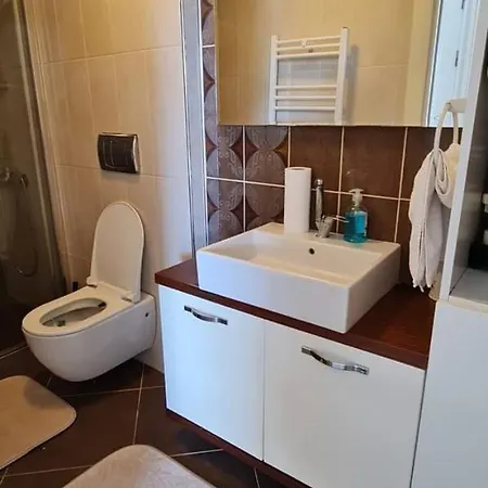 Apartman Ultra Lux Rezidans Isitmali Ozel Havuzlu *