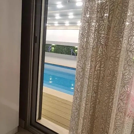 Ultra Lux Rezidans Isitmali Ozel Havuzlu Çeşme